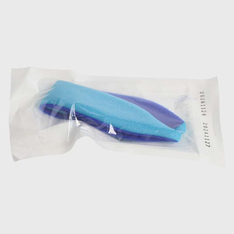 Medicazione per il fissaggio del catetere